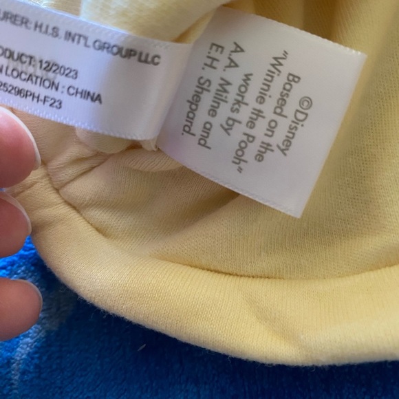 Disney Yellow and White Animal Ears Hats - Picture 4 of 6